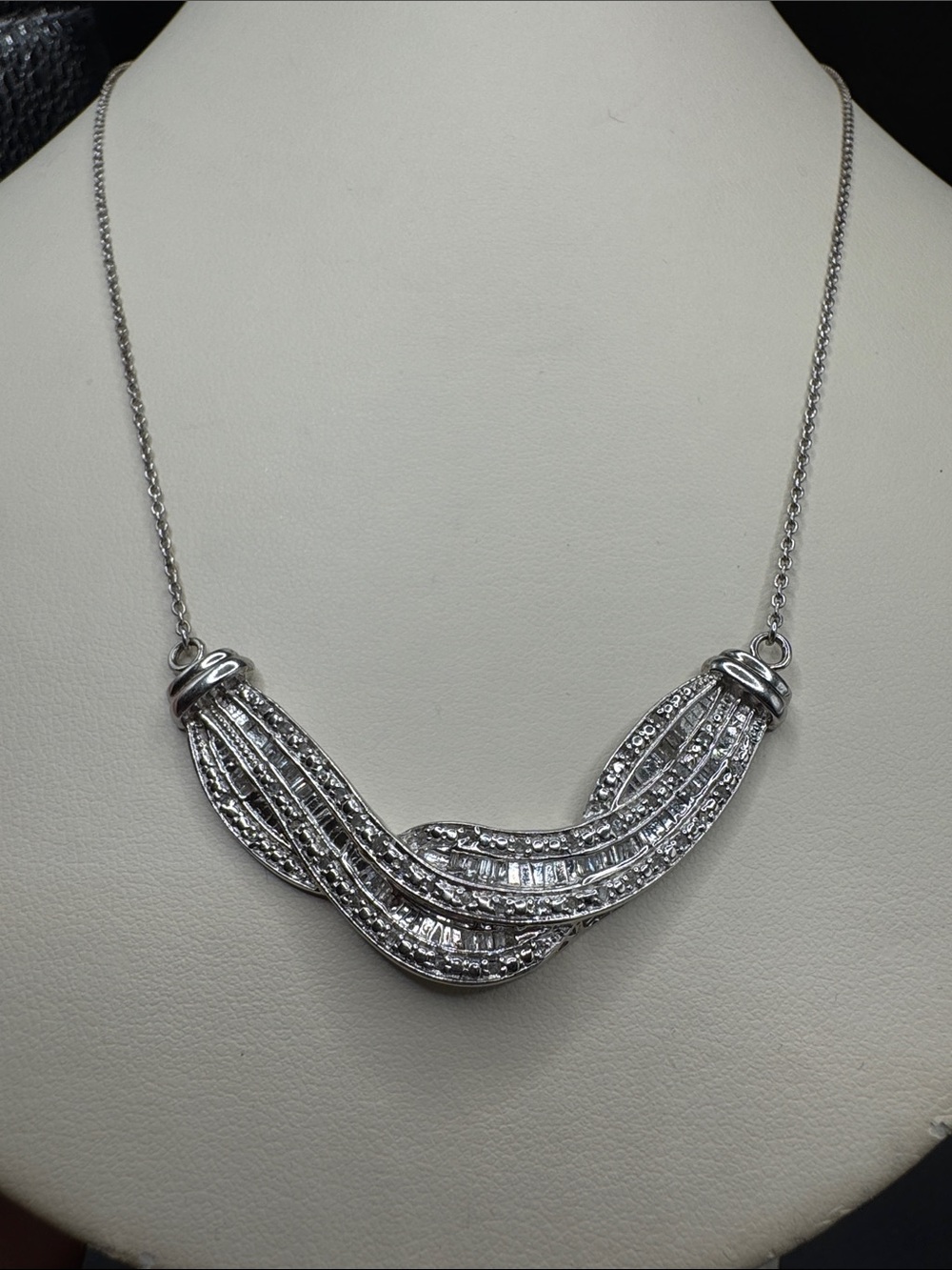 Sterling Silver Diamond Wave Necklace - Women Jewelry 19 inches
